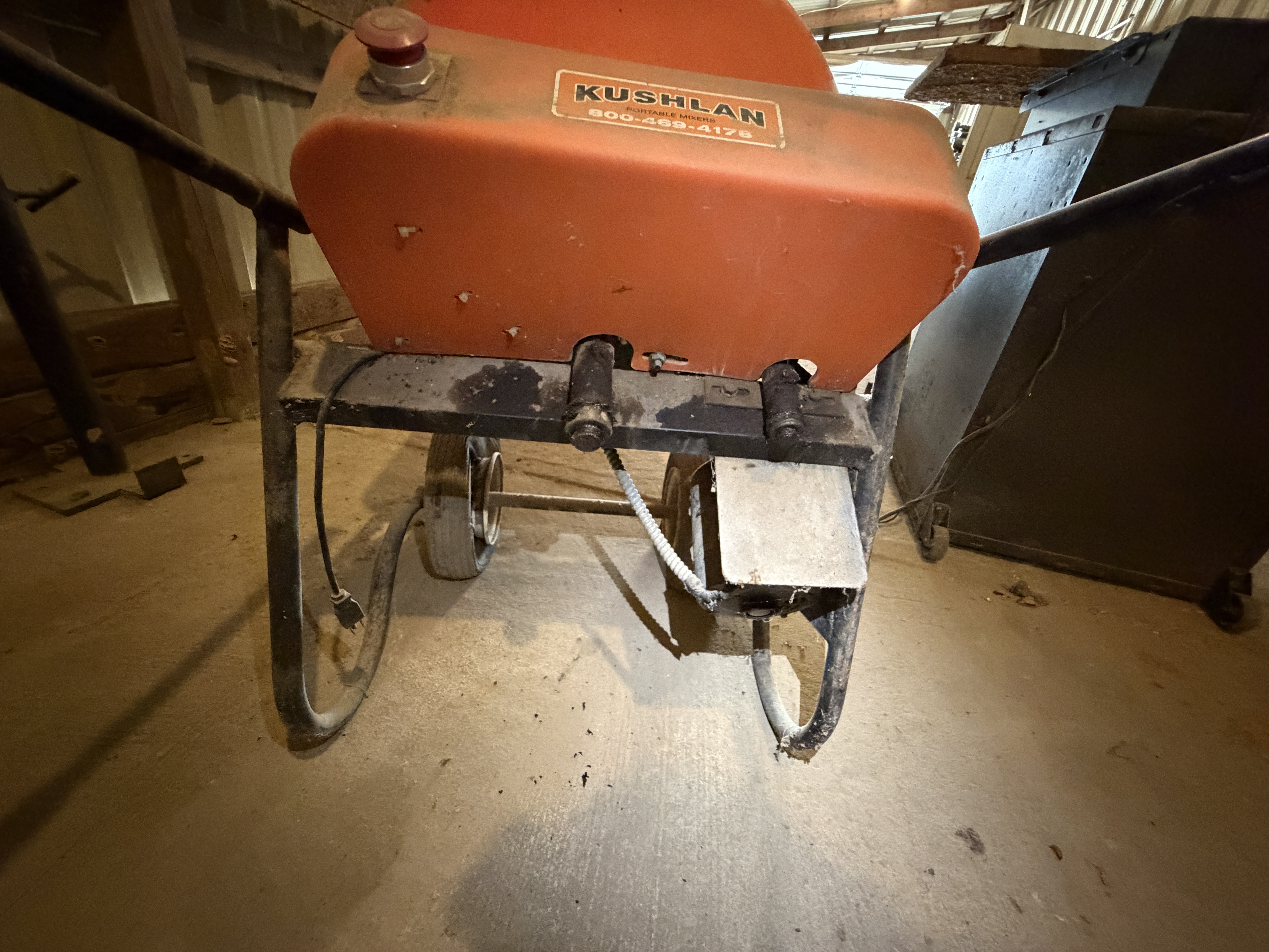 Moving/Reduction Auction Image