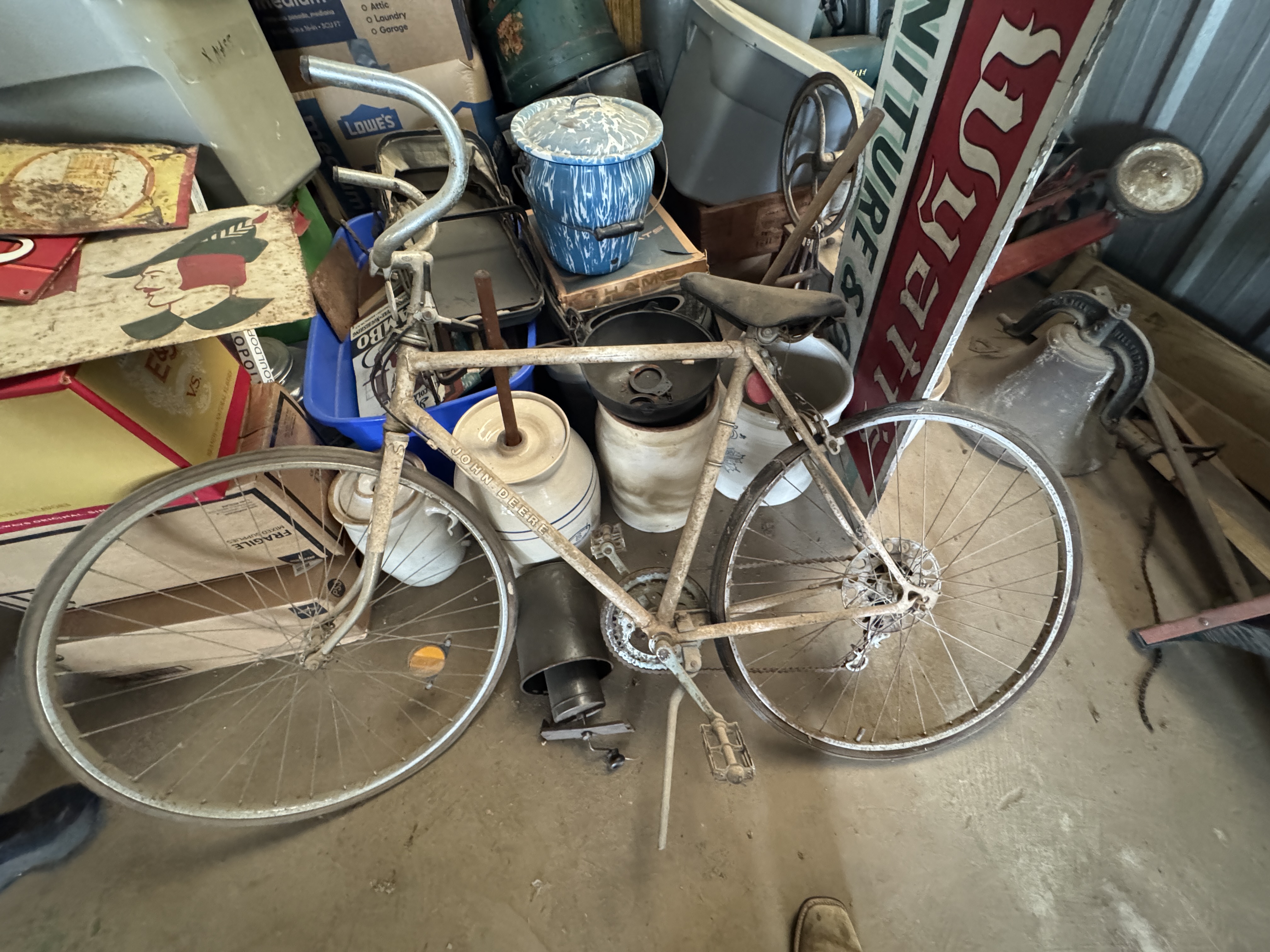 Collector's Dream Auction Image