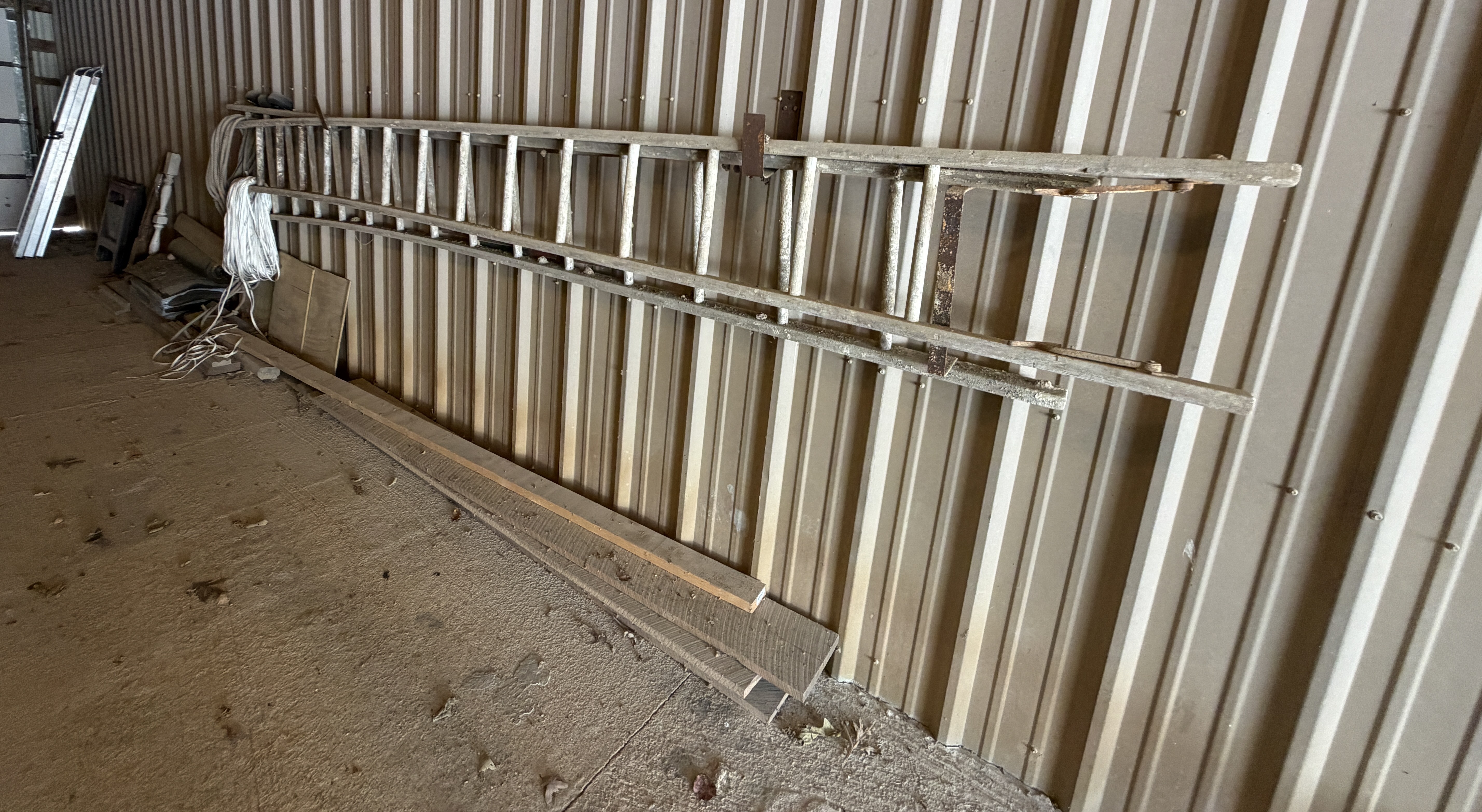 Moving/Reduction Auction Image