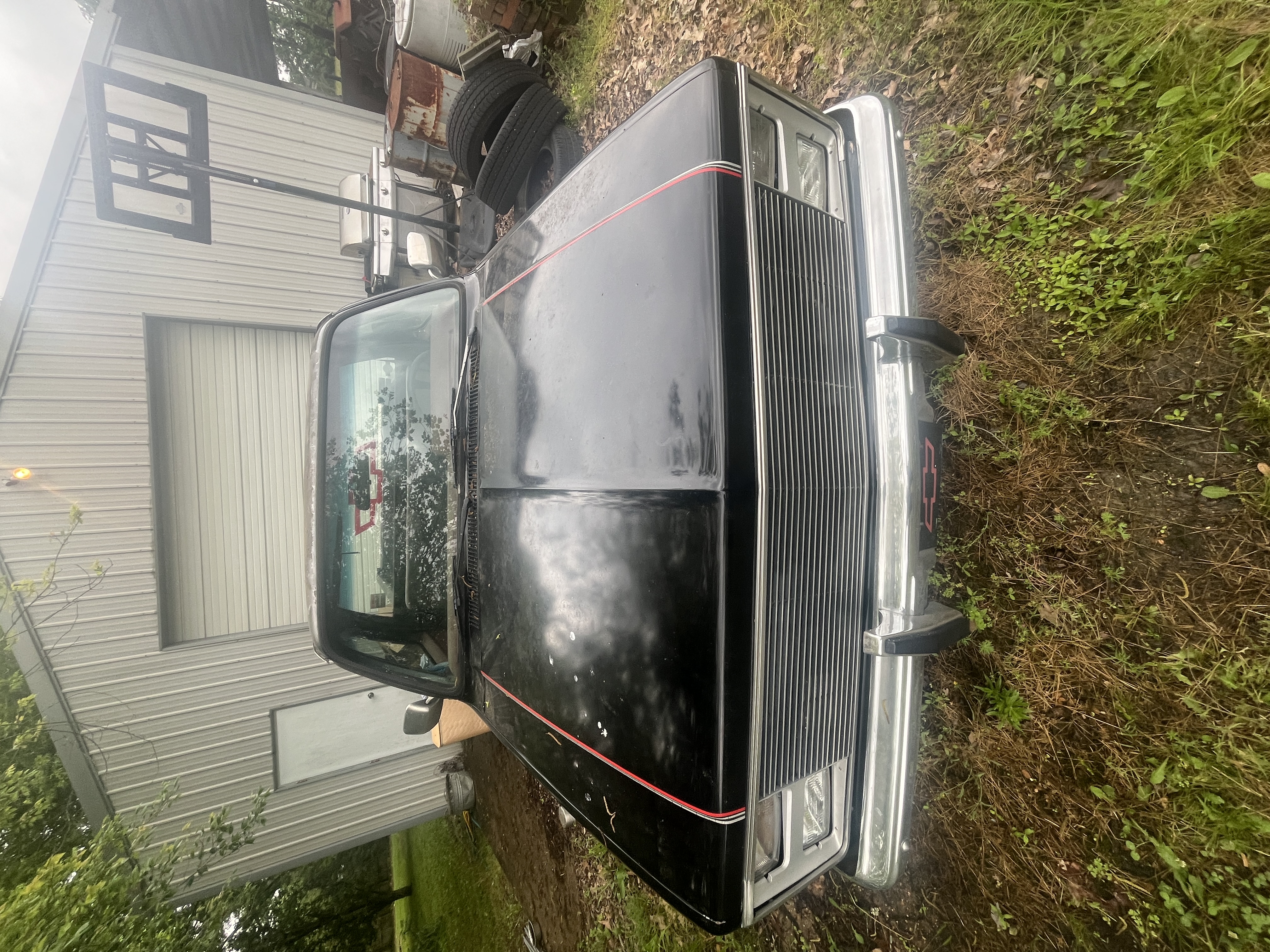 Real Estate & Personal Property Auction Image