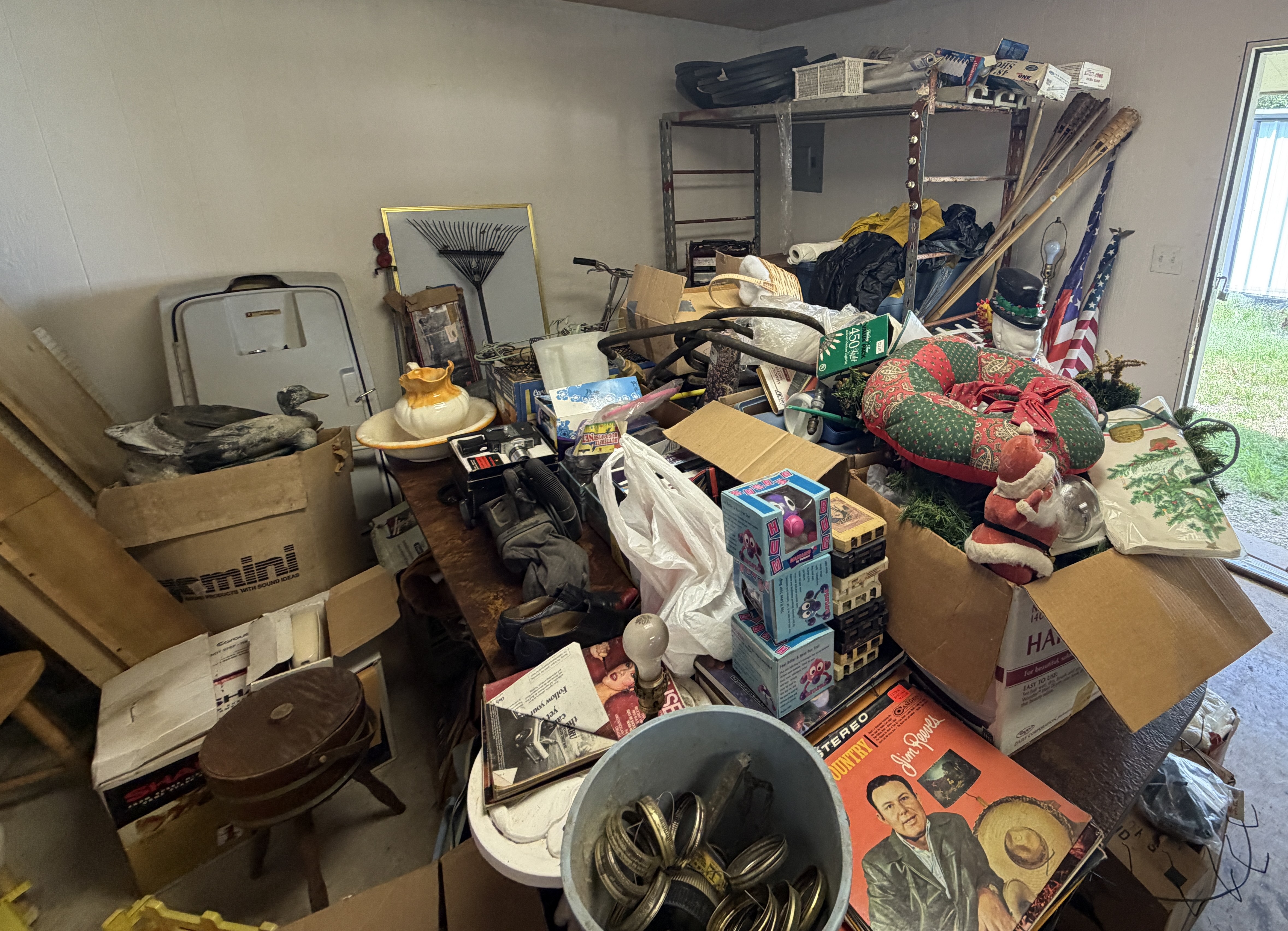 Estate Auction Image