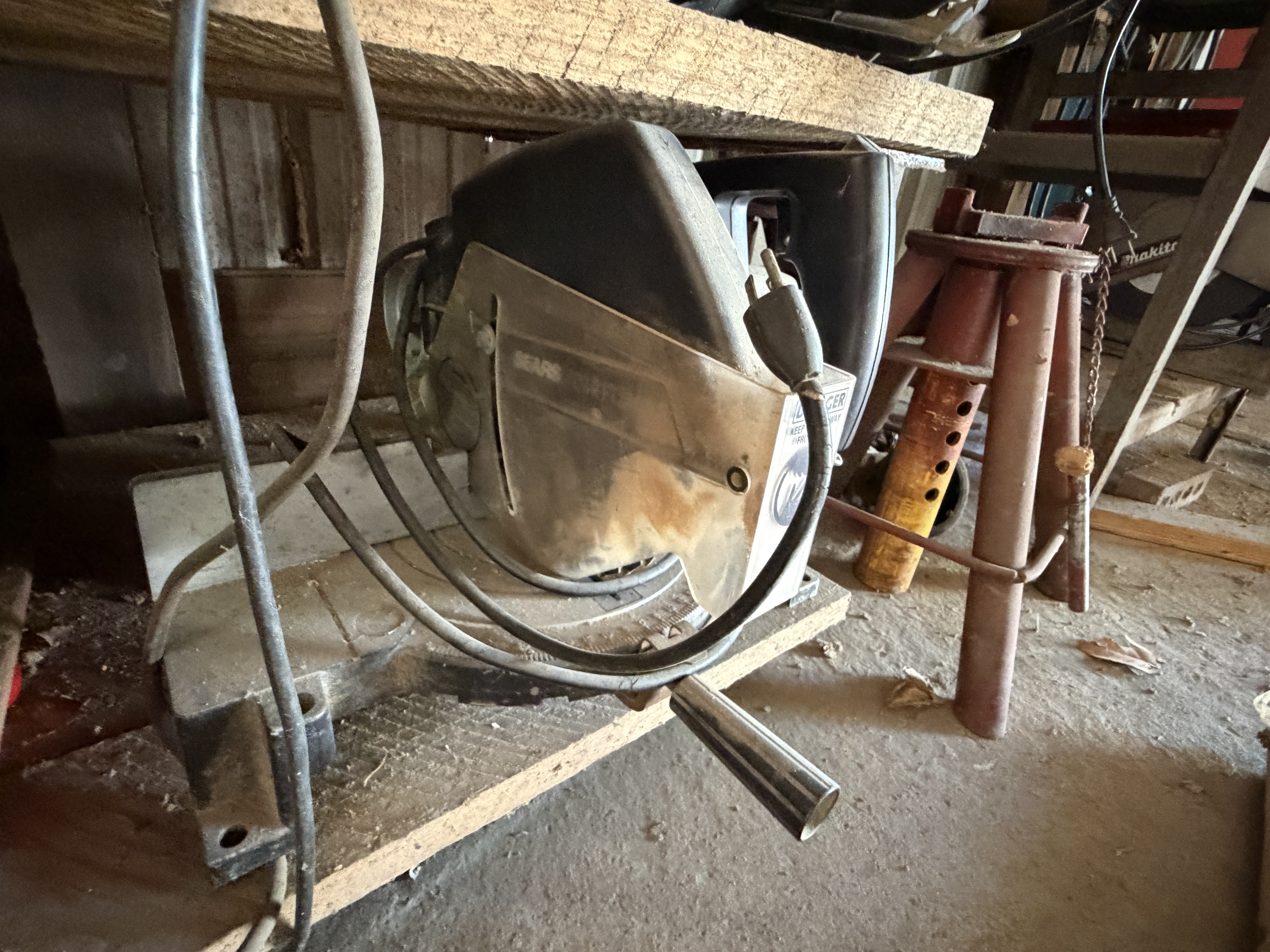 Moving/Reduction Auction Image