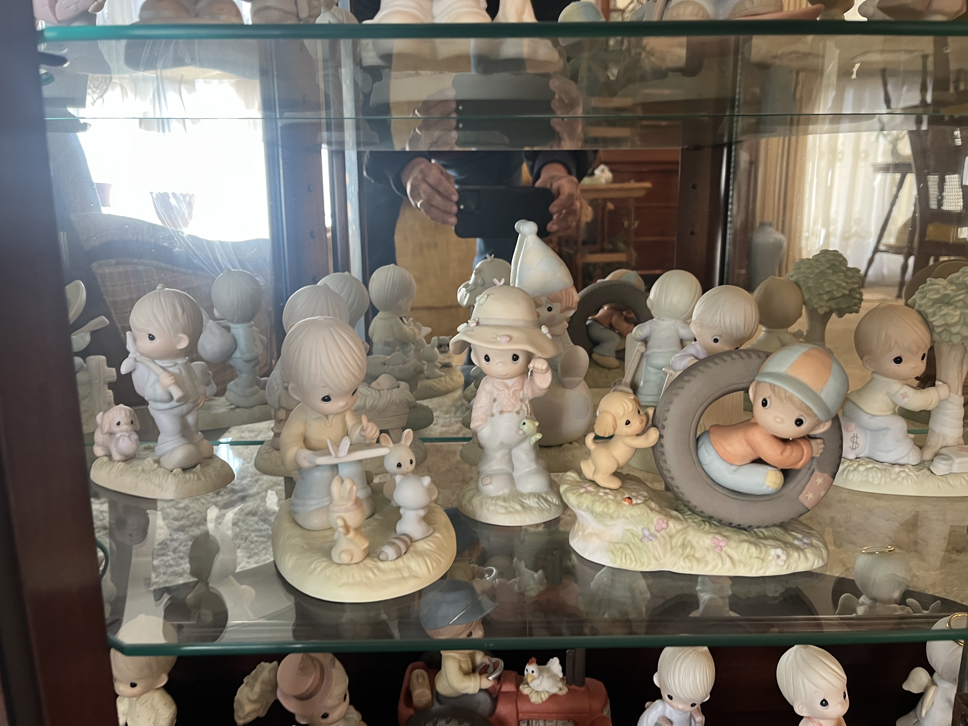 Living Estate of Ms Mary Schug Image