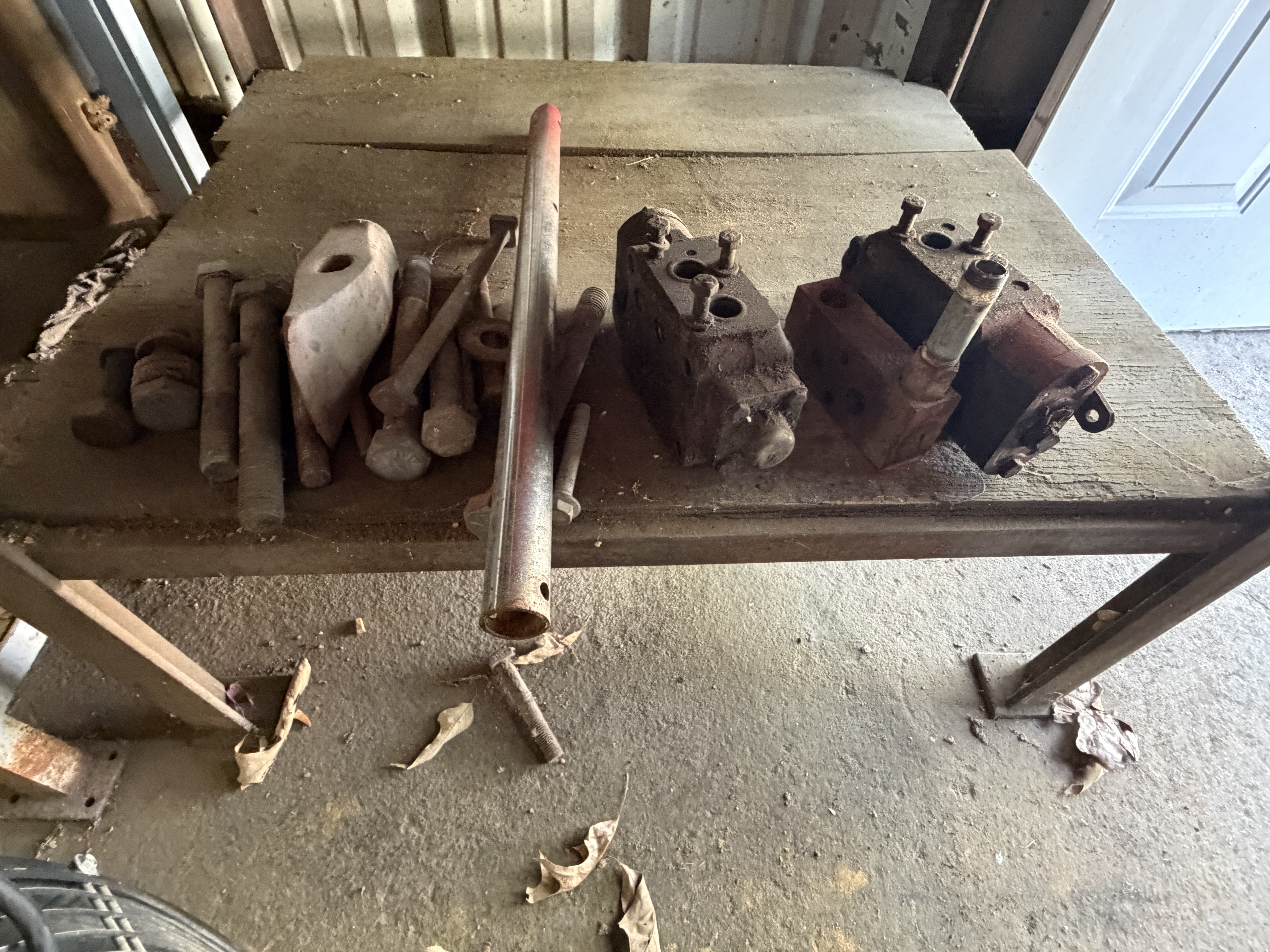 Moving/Reduction Auction Image