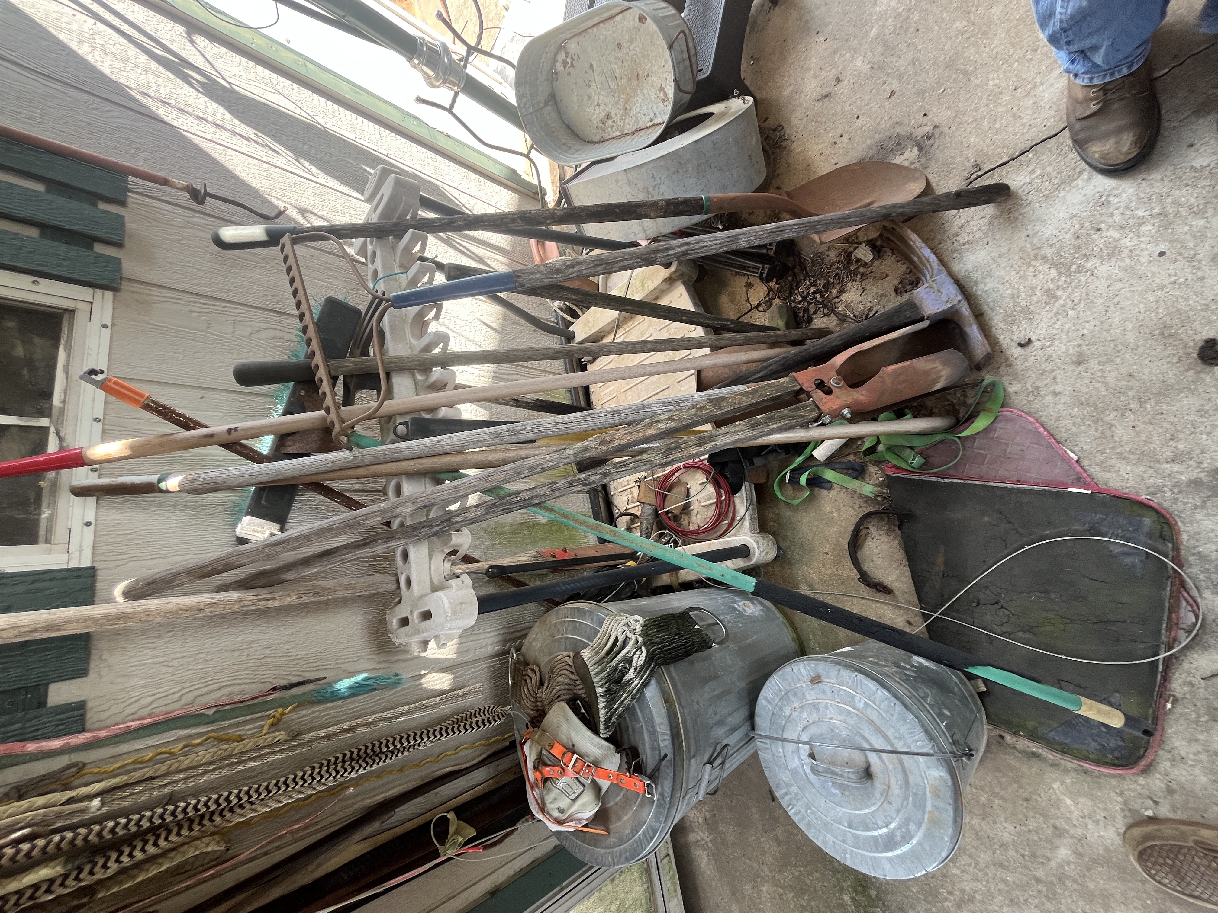 Ward Estate Auction Image