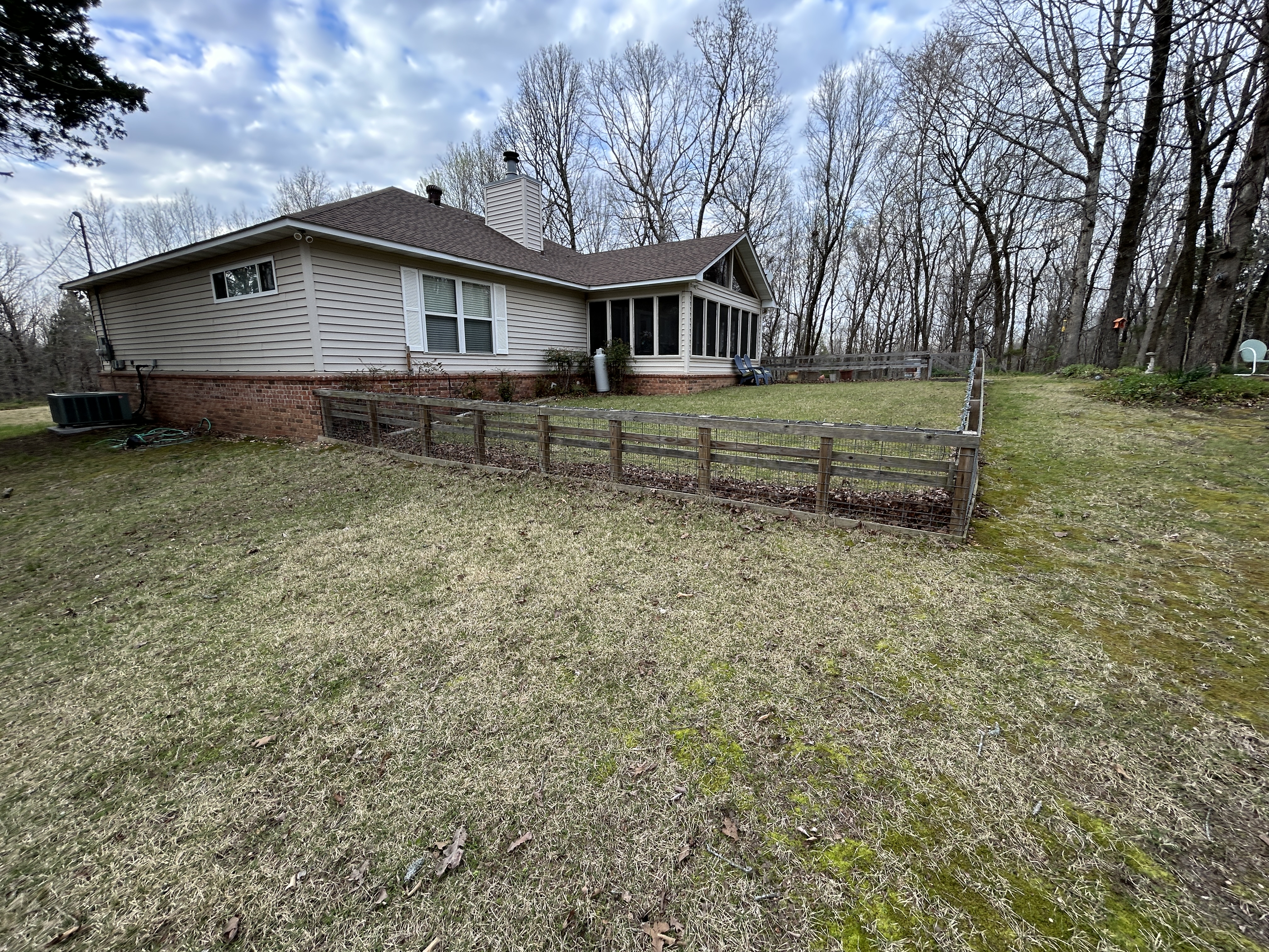 Real Estate & Personal Property Auction Image