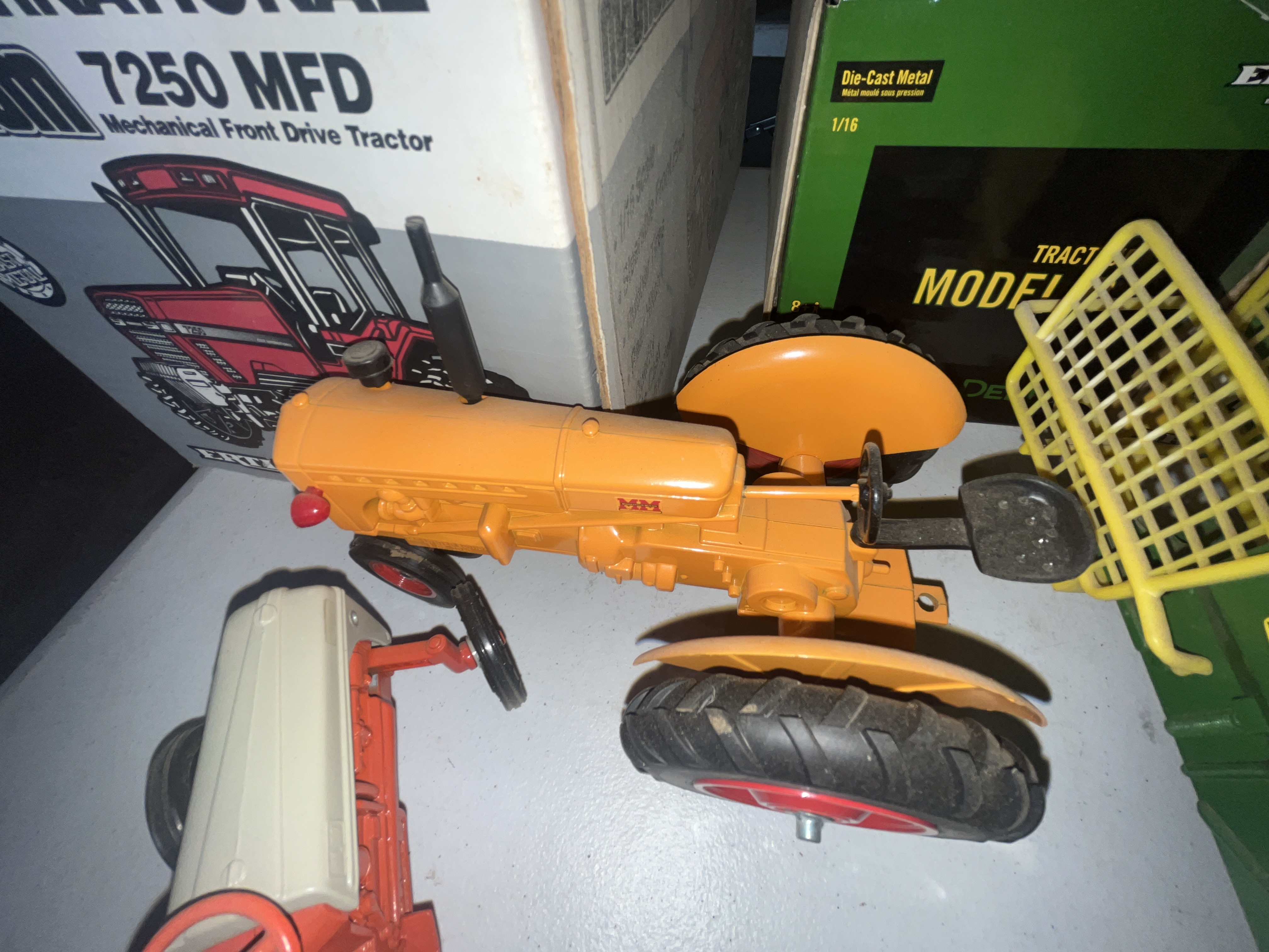 Collector's Dream Auction Image