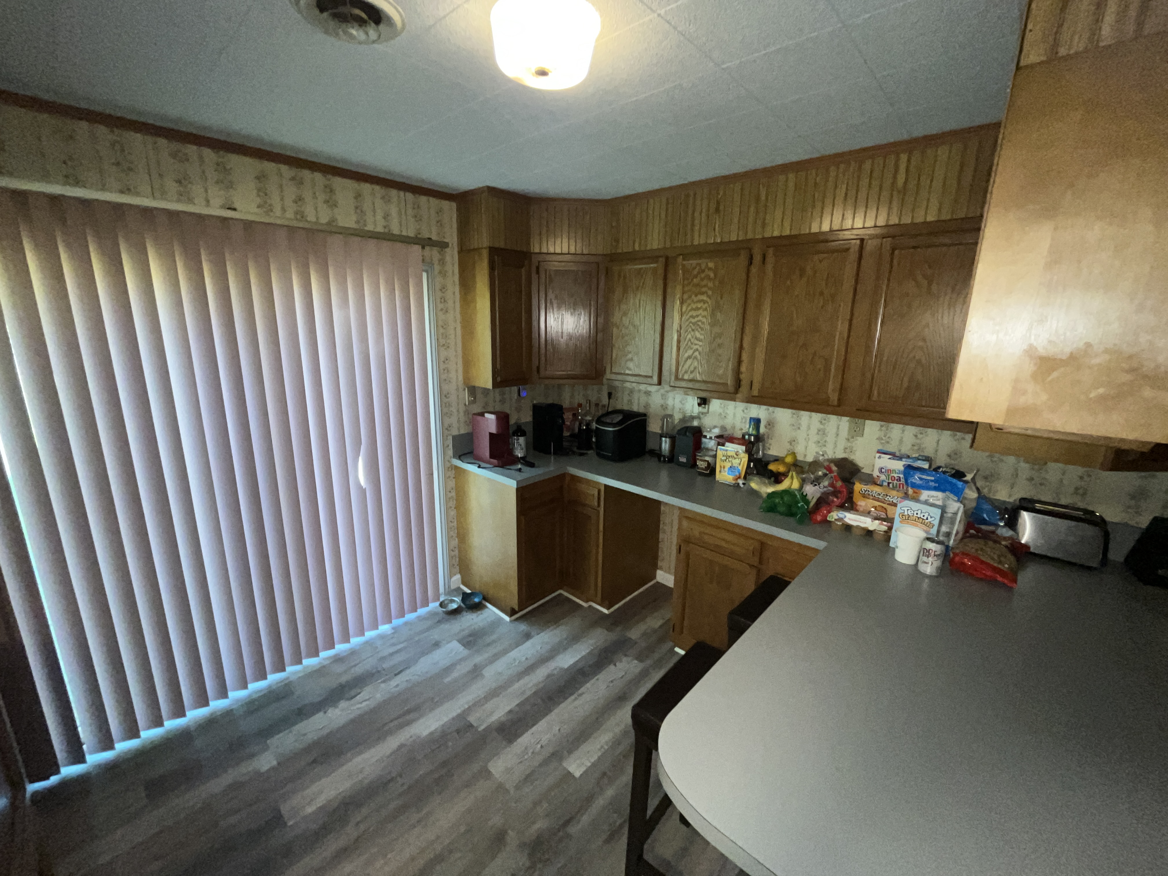 Real Estate & Personal Property Auction Image