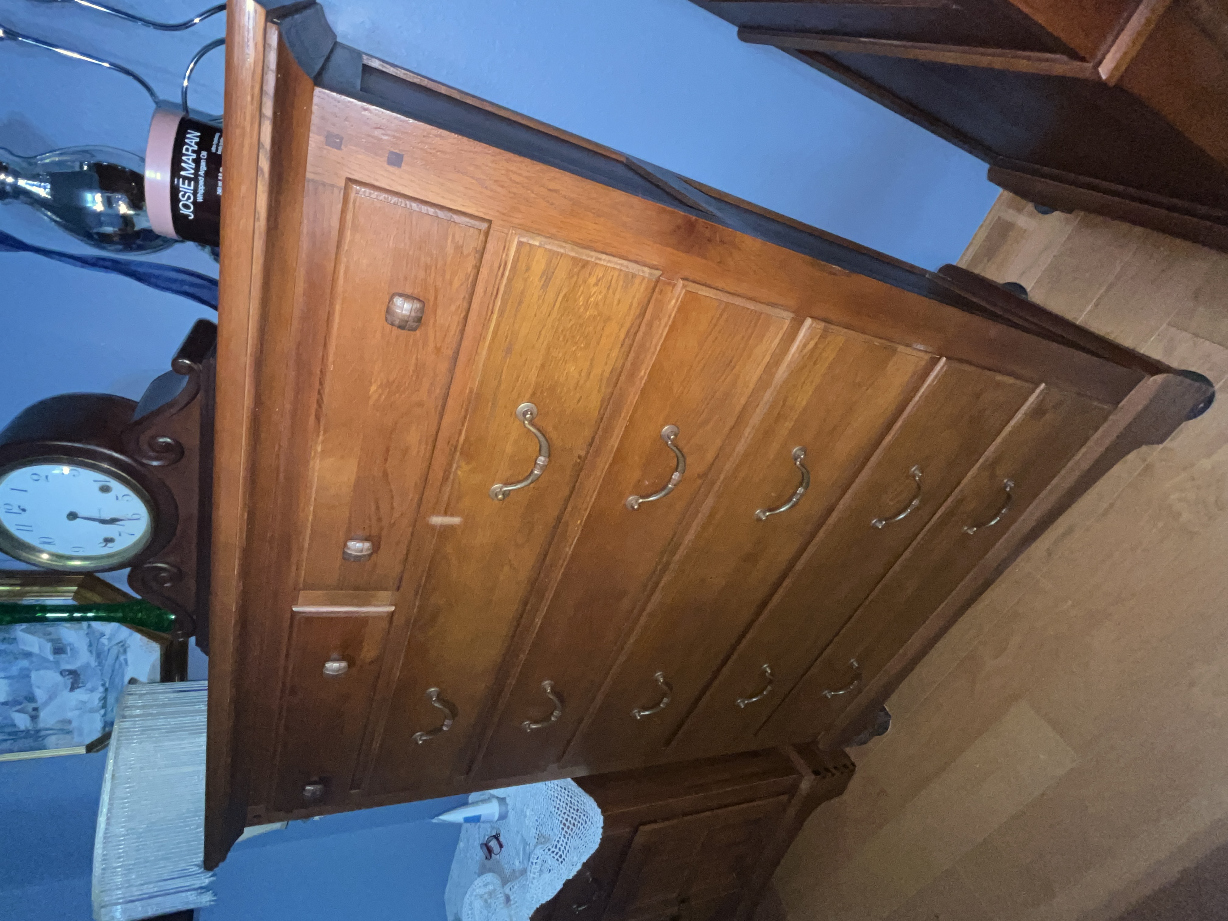 Varvil Estate Auction Image