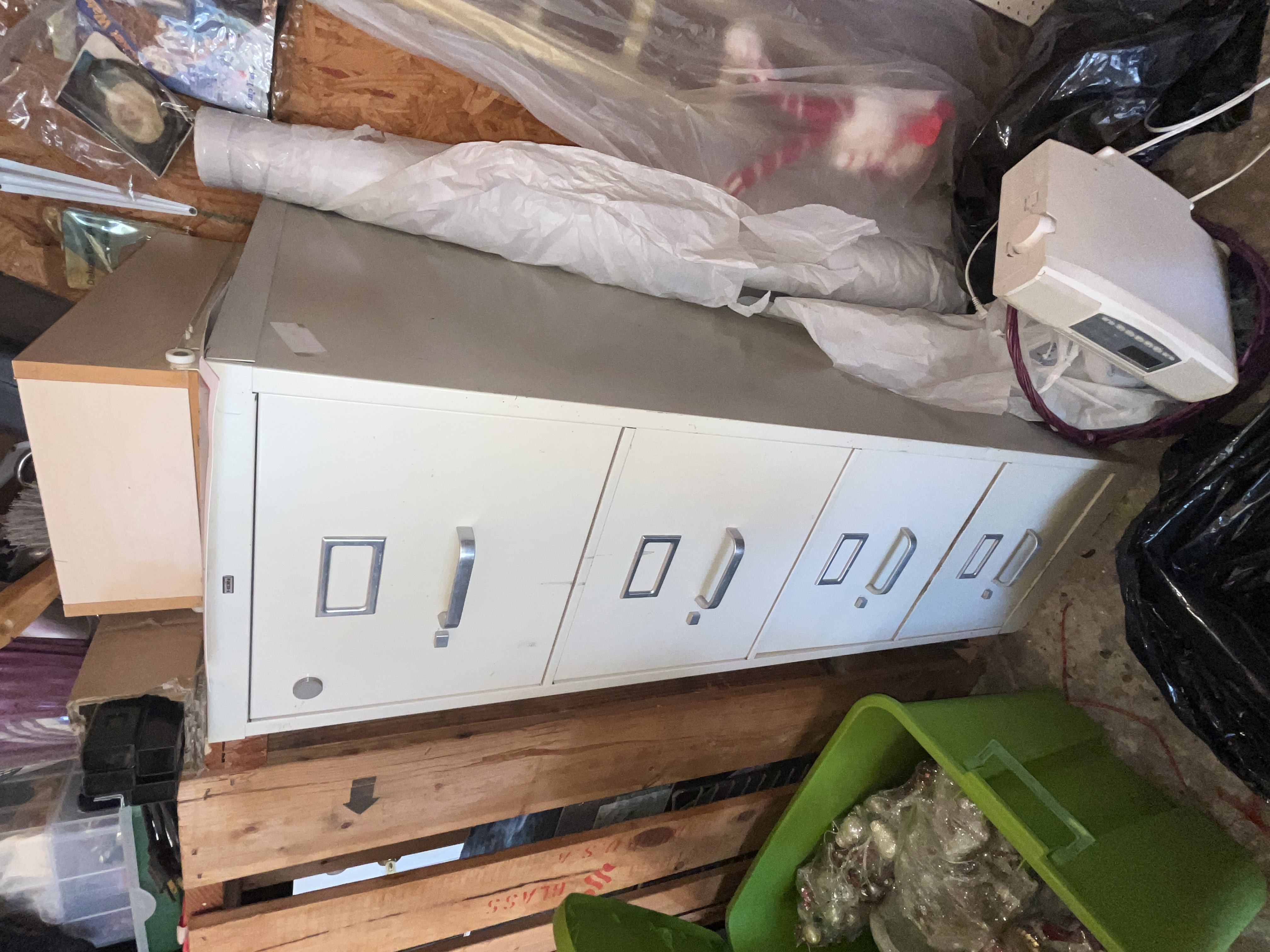 Varvil Estate Auction Image