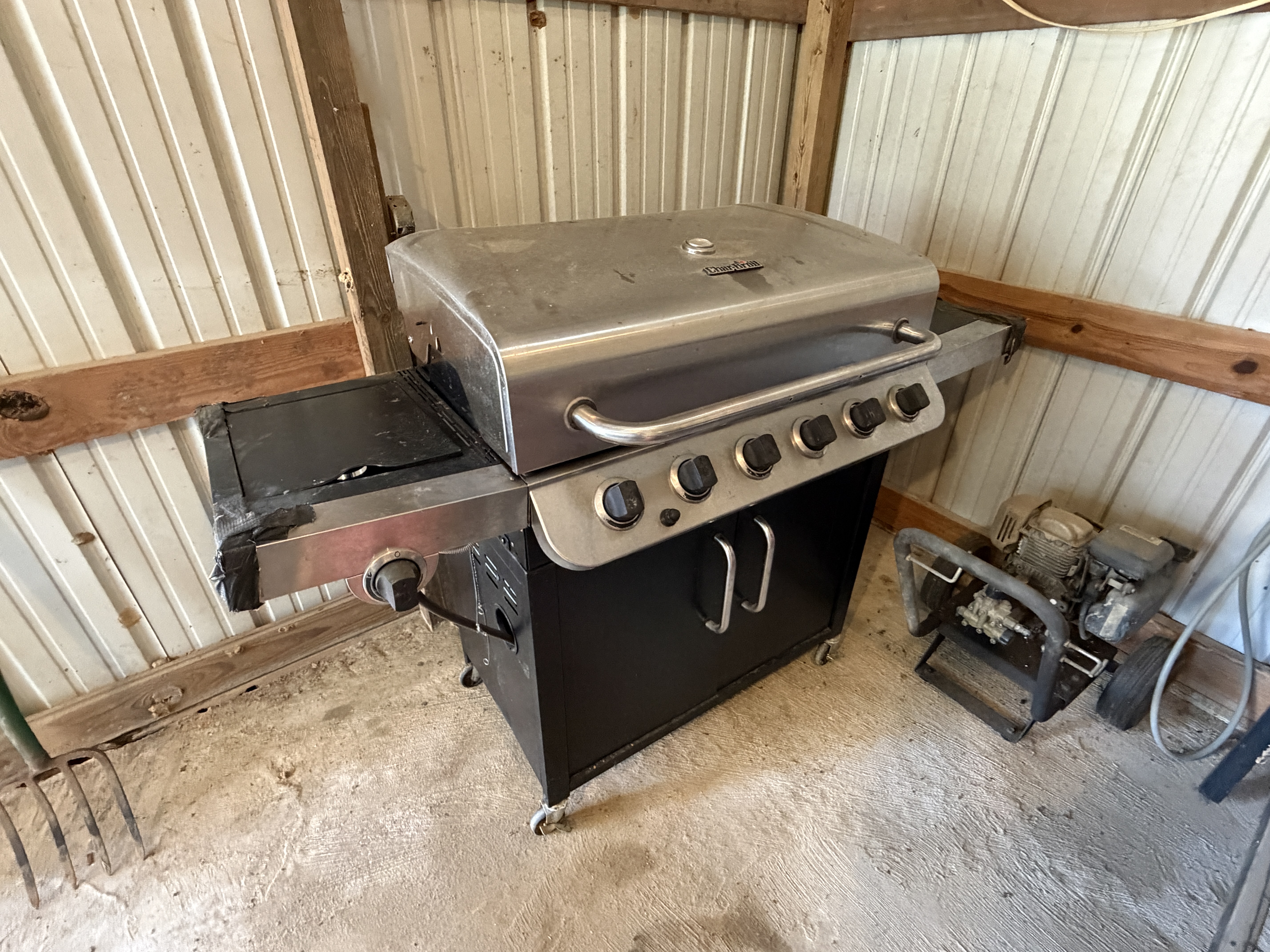 Moving/Reduction Auction Image