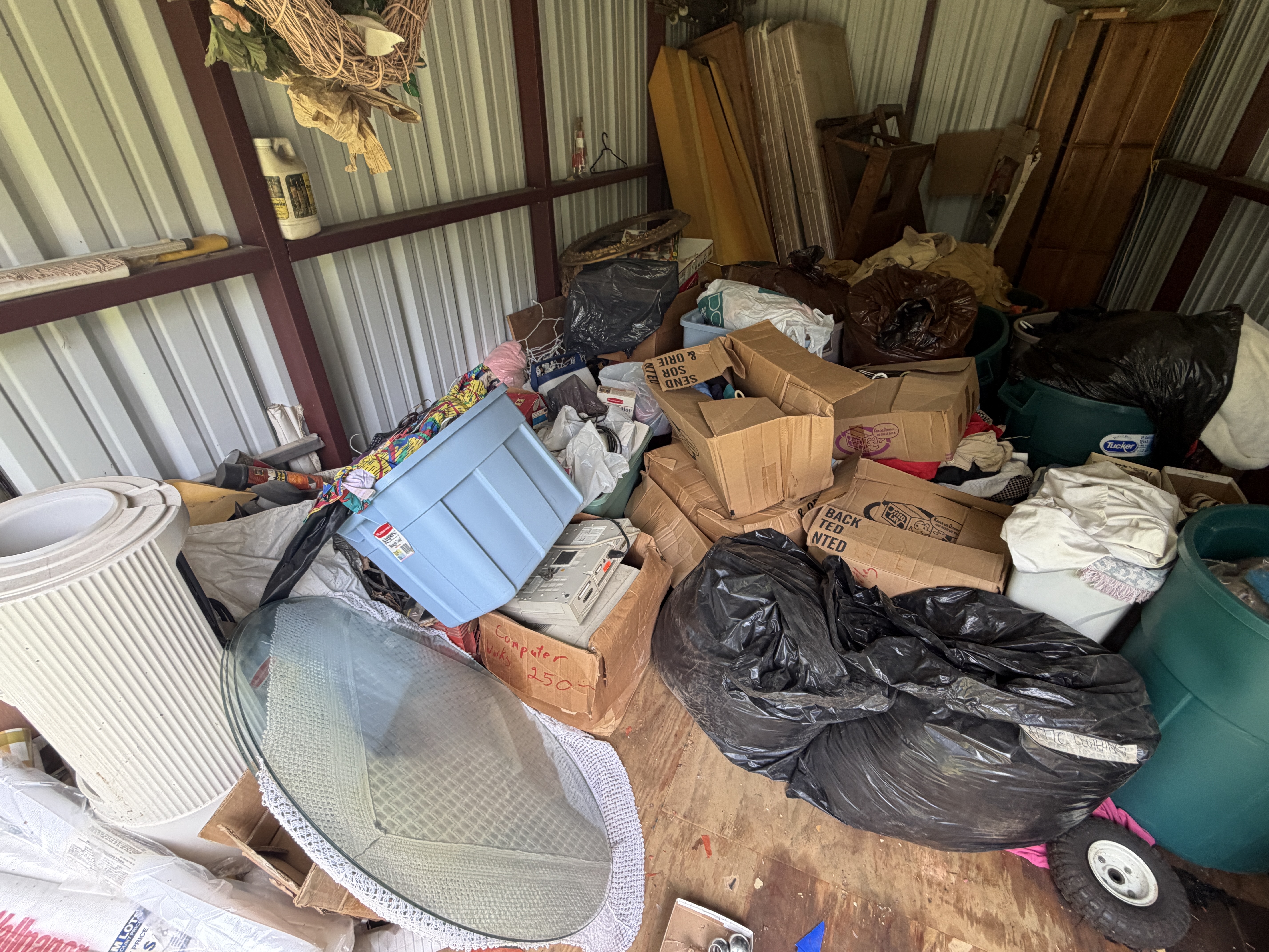 Estate Auction Image