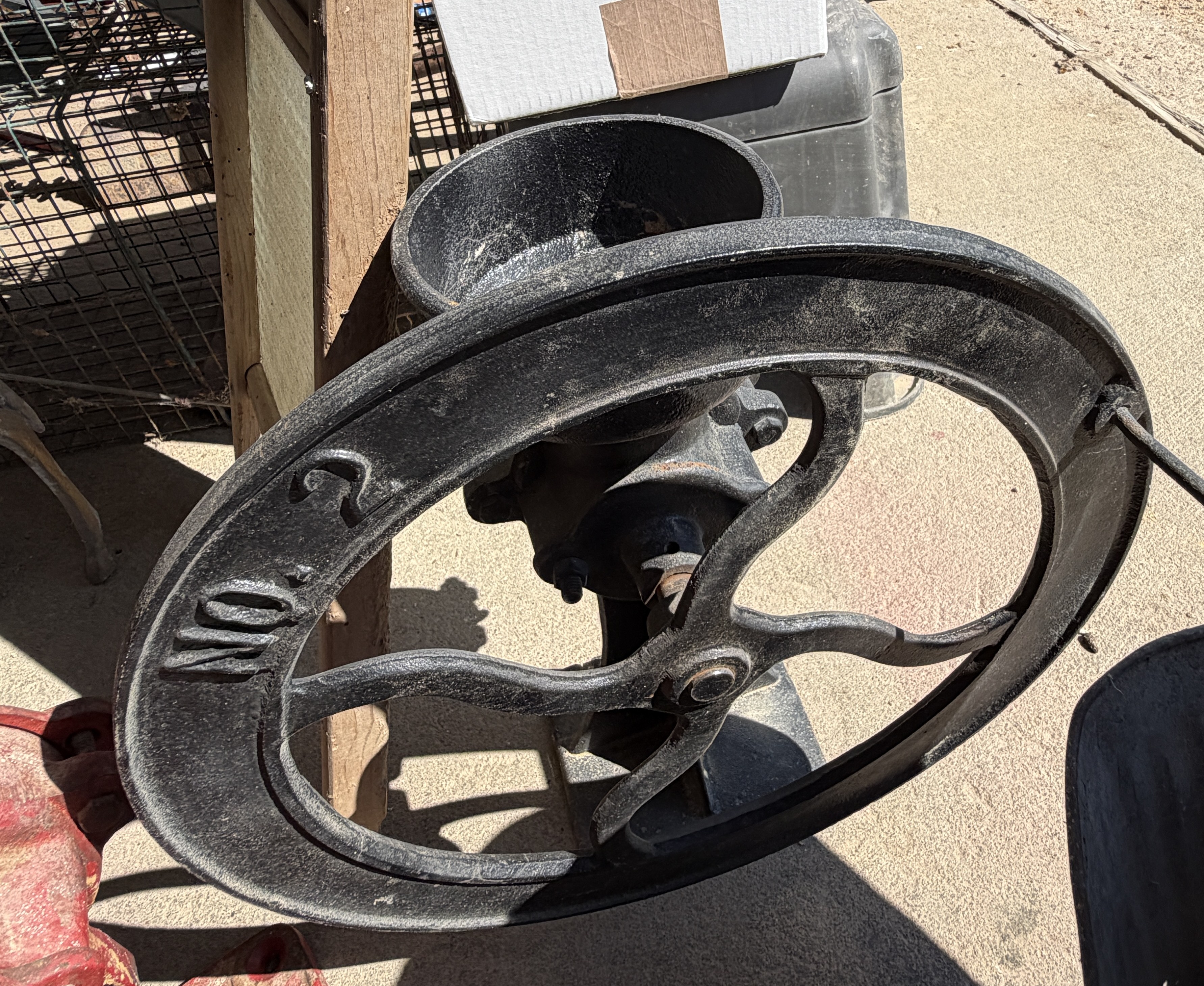 Moving/Reduction Auction Image
