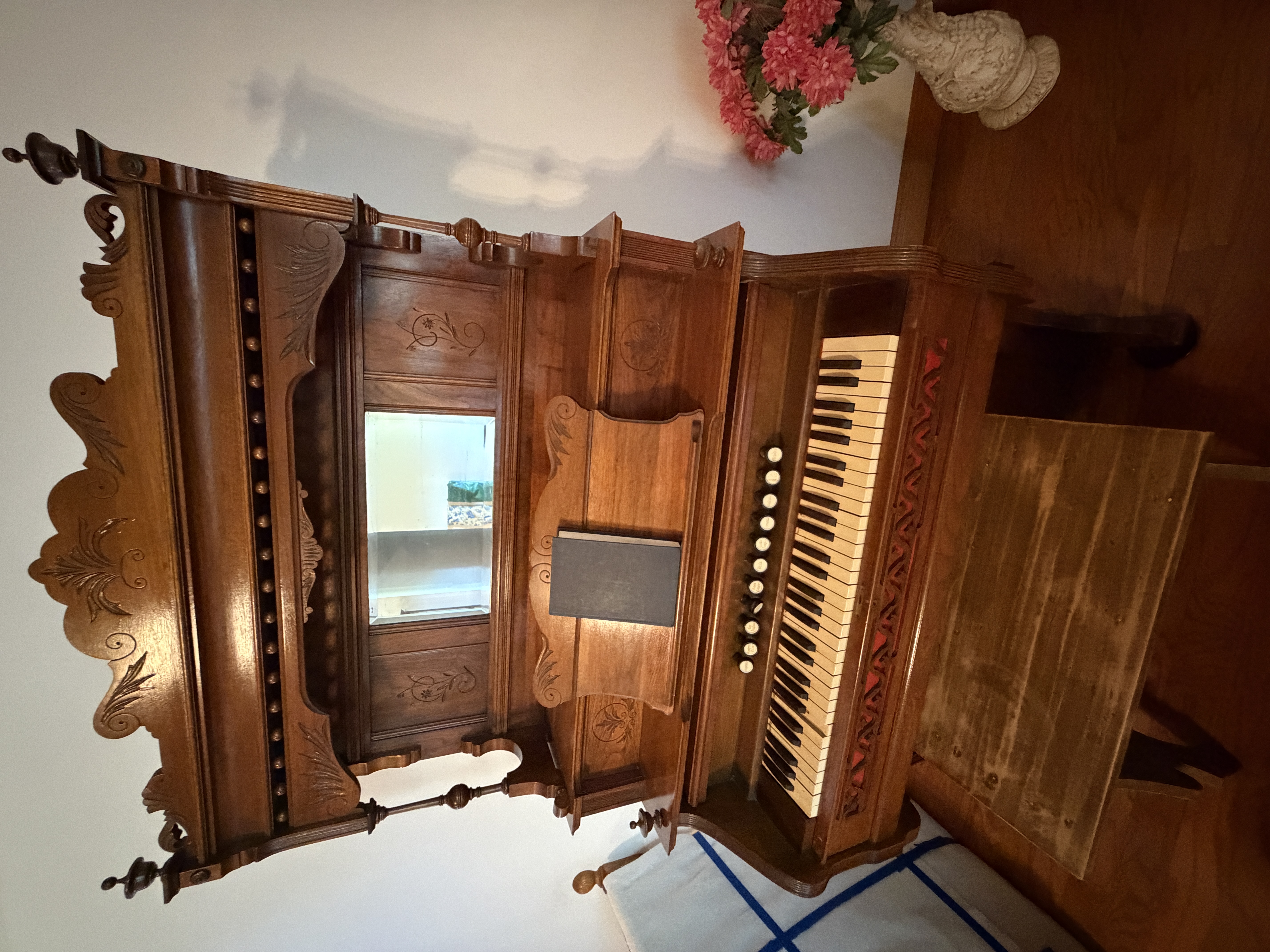 Moving/Reduction Auction Image