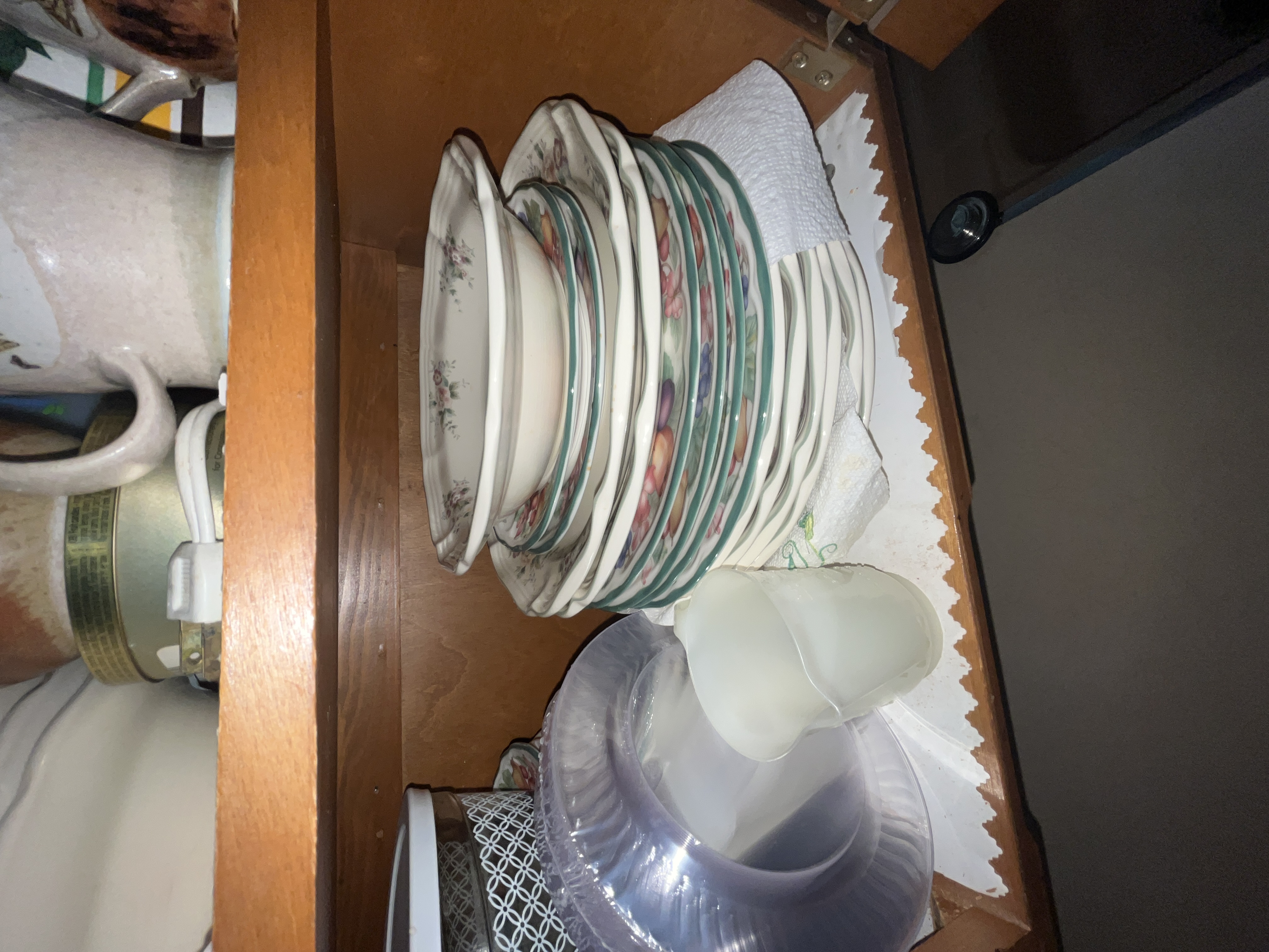 Estate Auction Image
