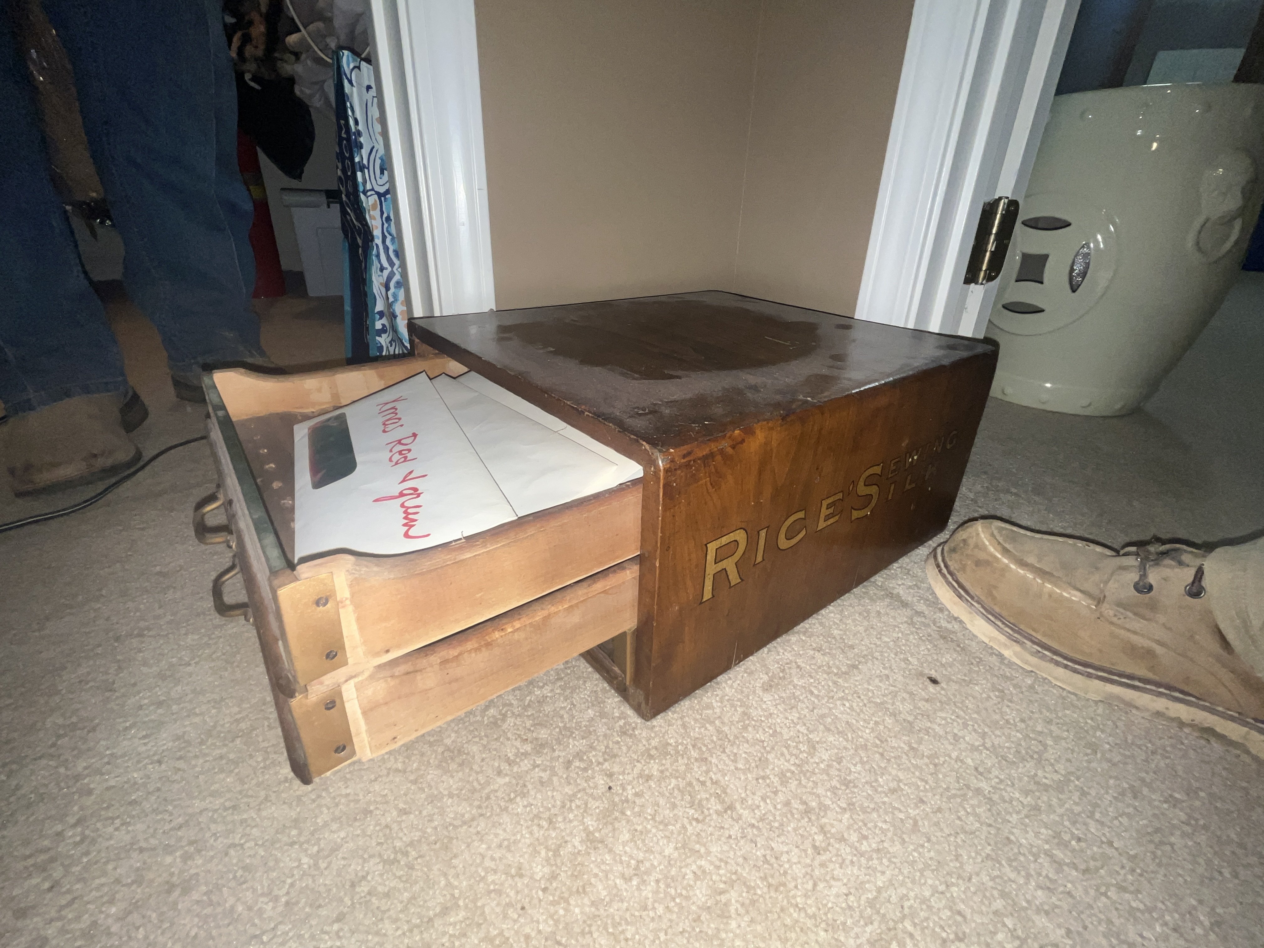 Moving Auction Image
