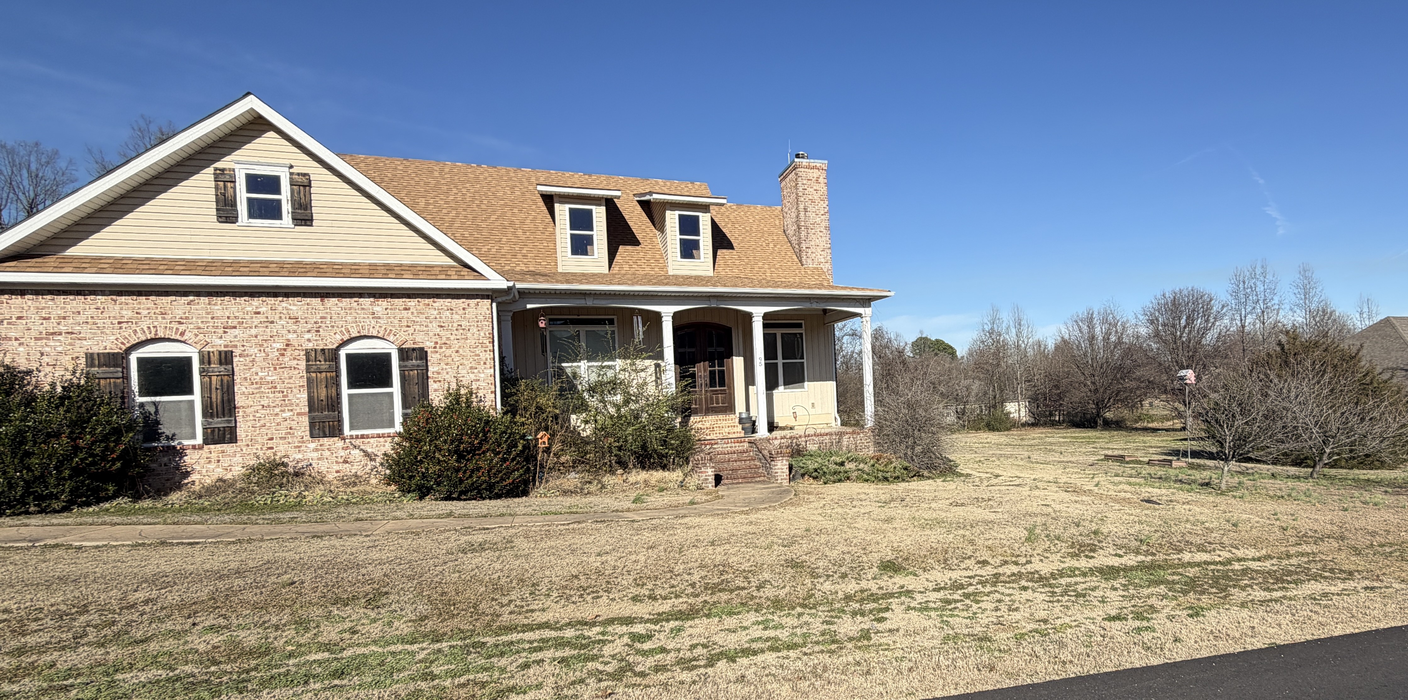 Real Estate & Personal Property Auction Image