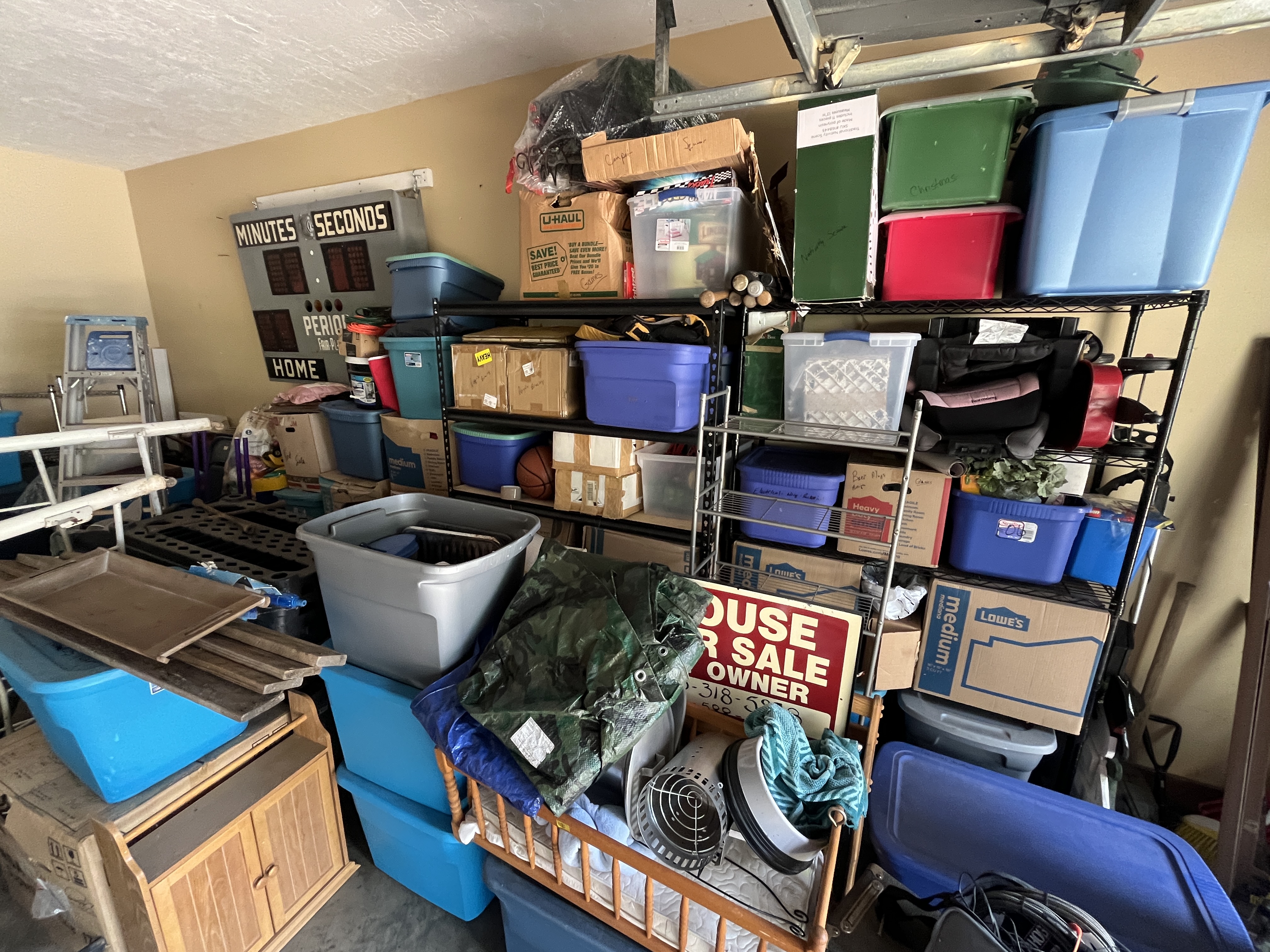 Moving Auction Image