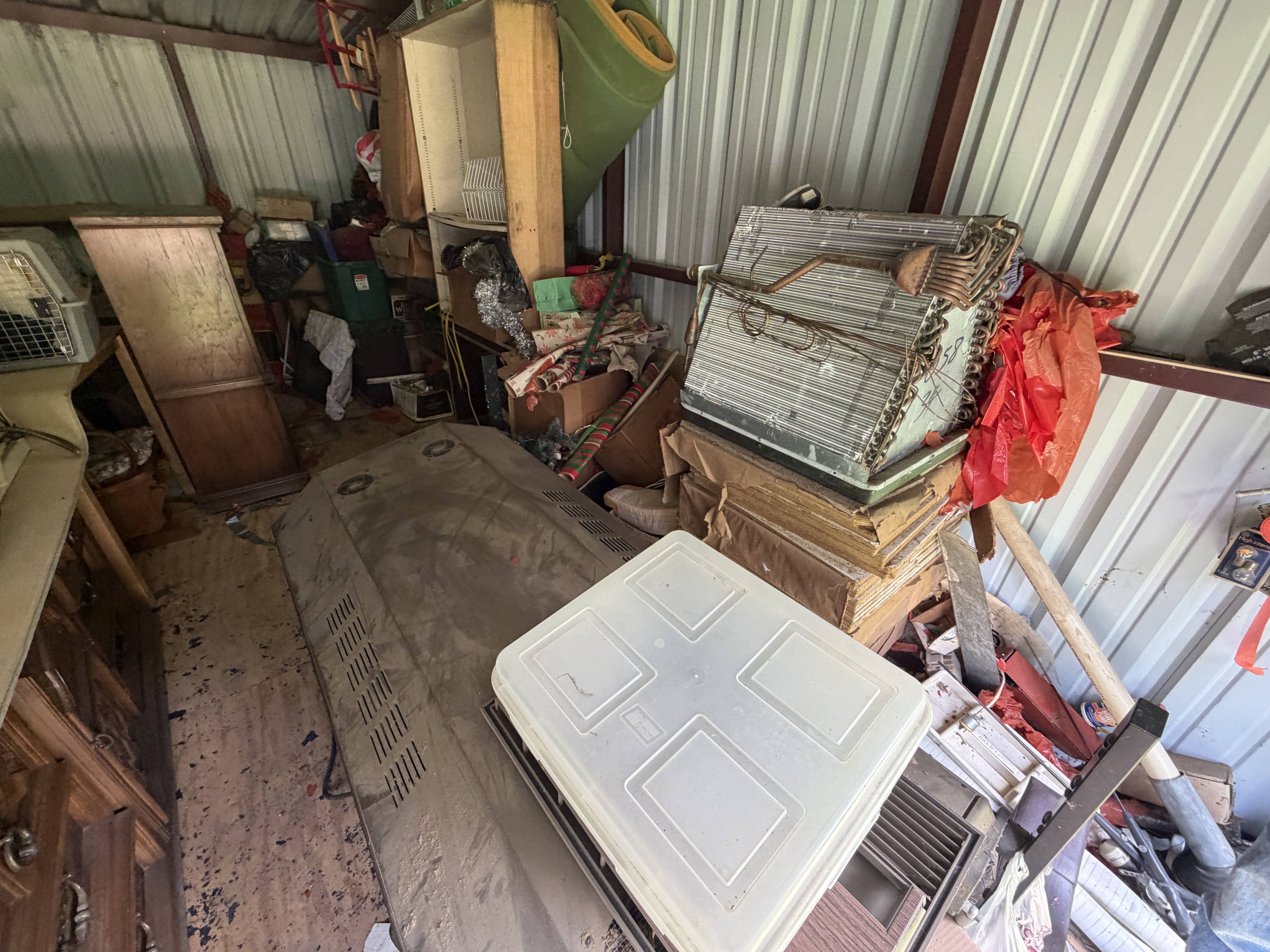 Estate Auction Image