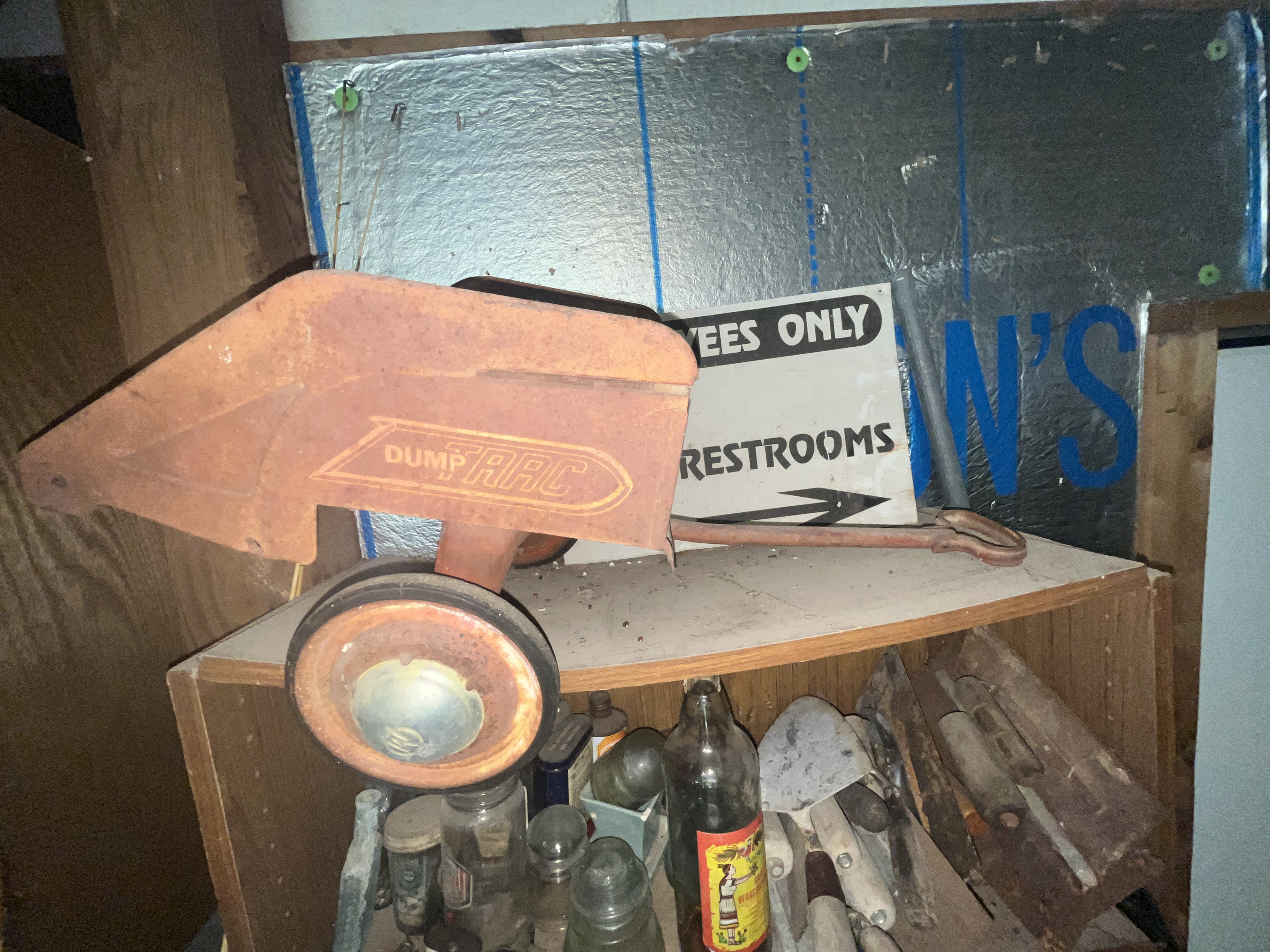 Moving Auction Image