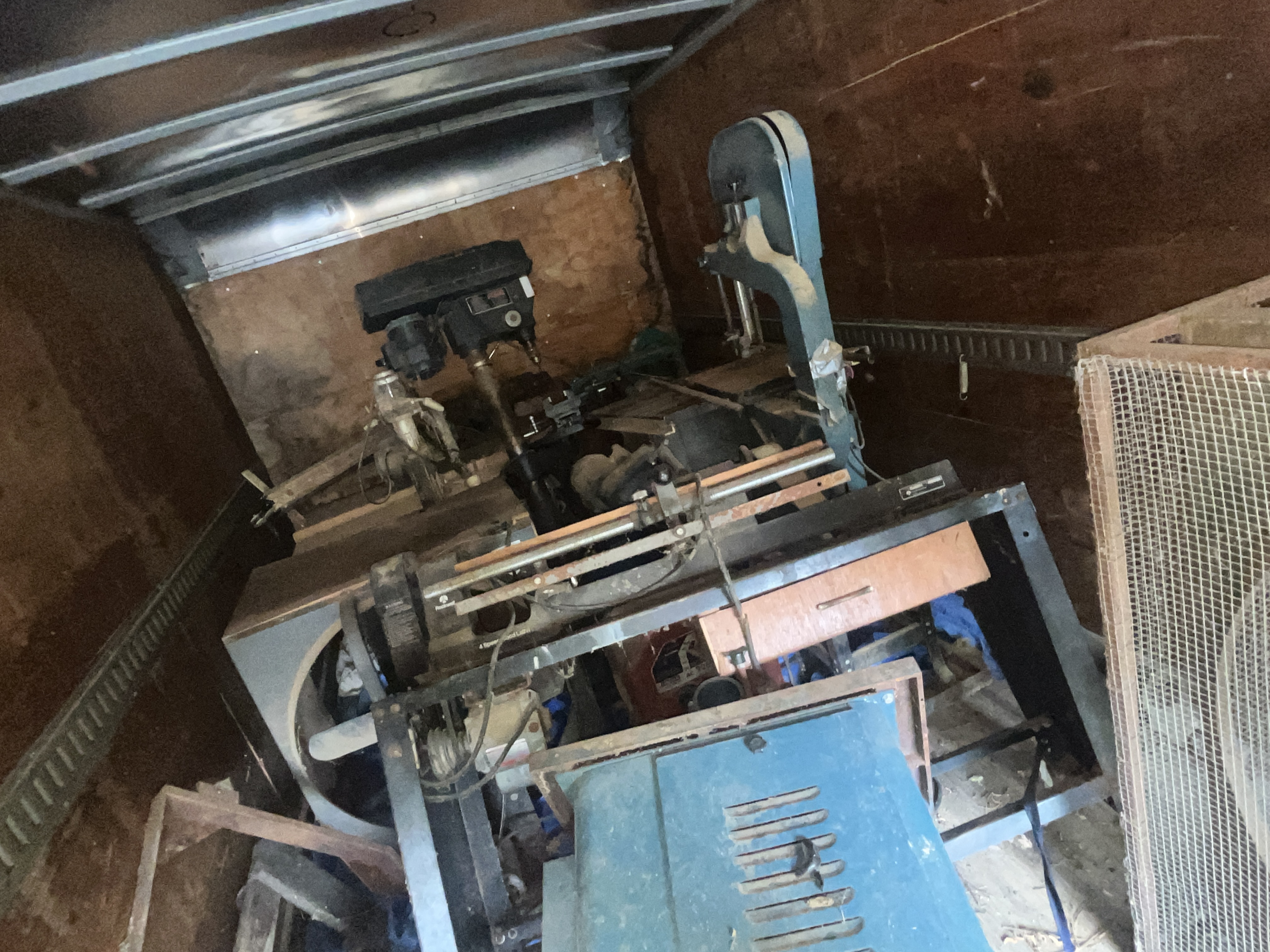 Moving Auction Image